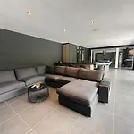 Baloo Avec Piscine Et Jacuzzi Villa Mellet