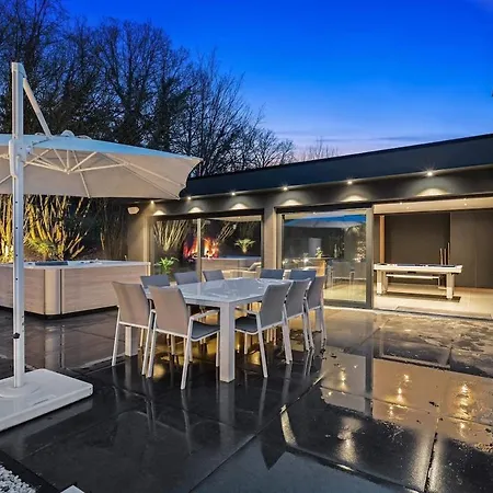 Baloo Avec Piscine Et Jacuzzi Villa *