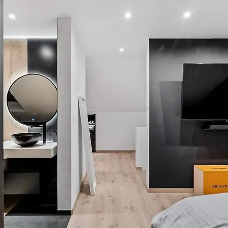 Baloo Avec Piscine Et Jacuzzi Mellet