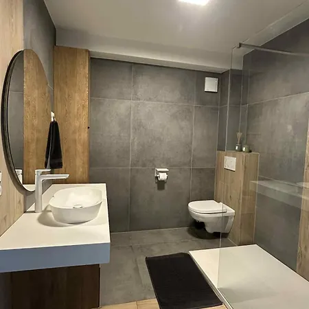 Вилла Baloo Avec Piscine Et Jacuzzi