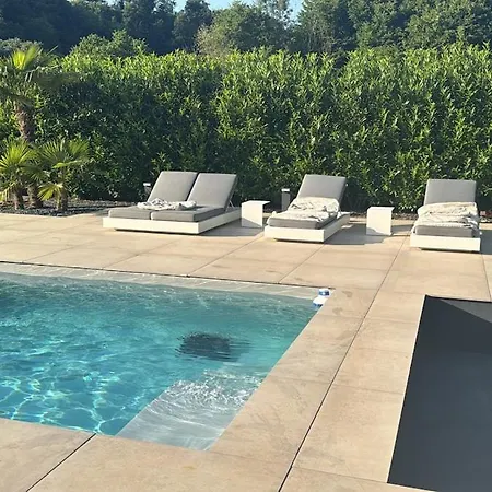 Baloo Avec Piscine Et Jacuzzi וילה